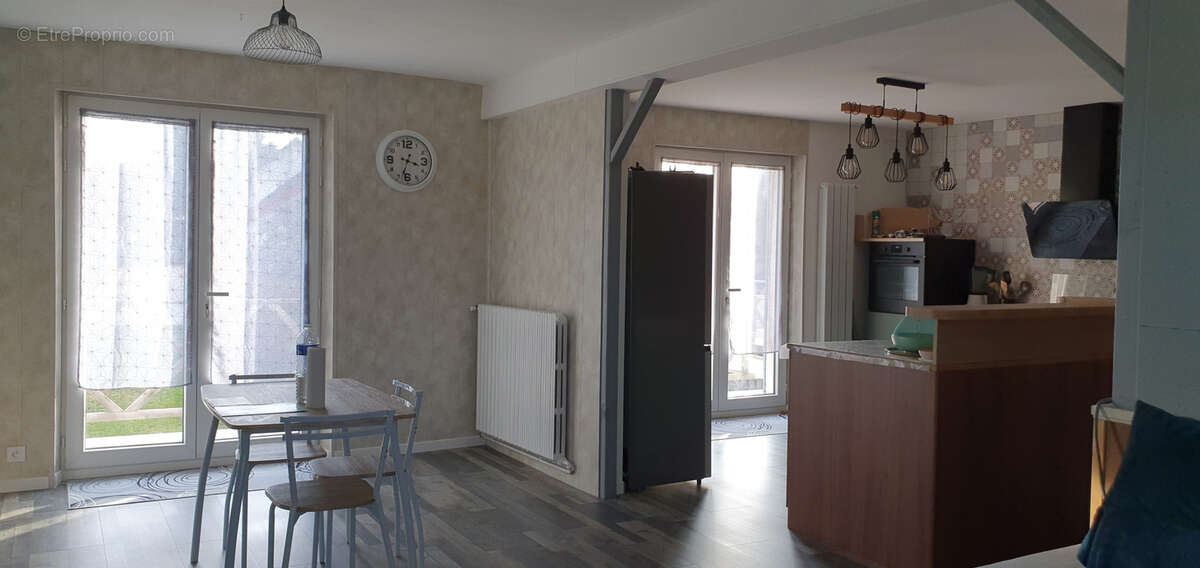 Maison à COULONGES-COHAN