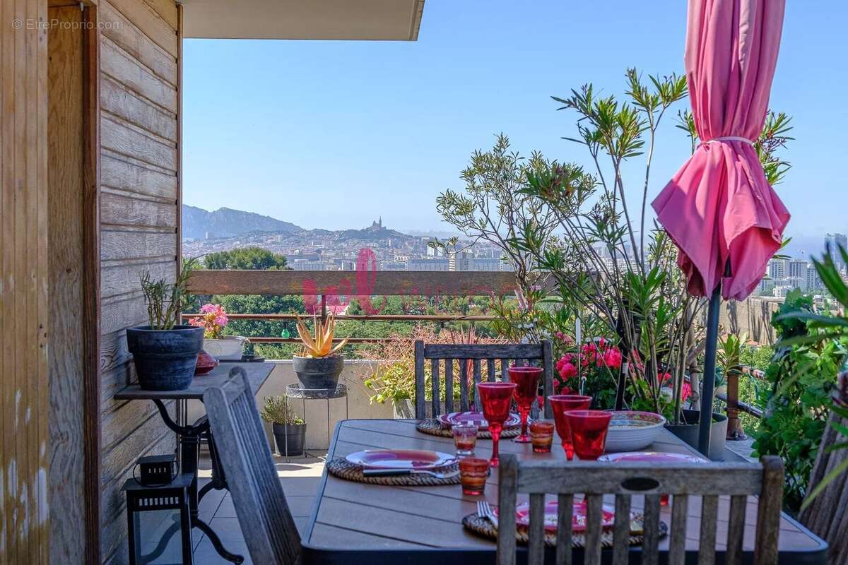 Appartement à MARSEILLE-14E