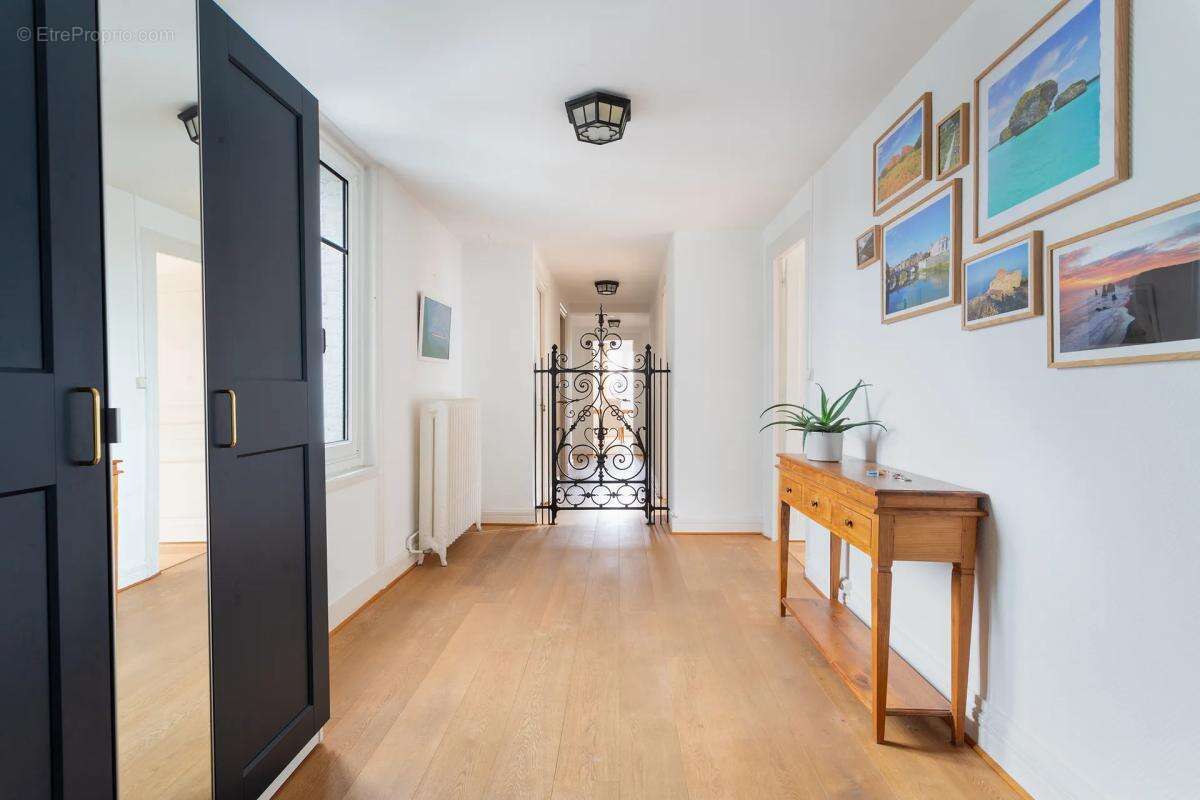 Appartement à LA MADELEINE