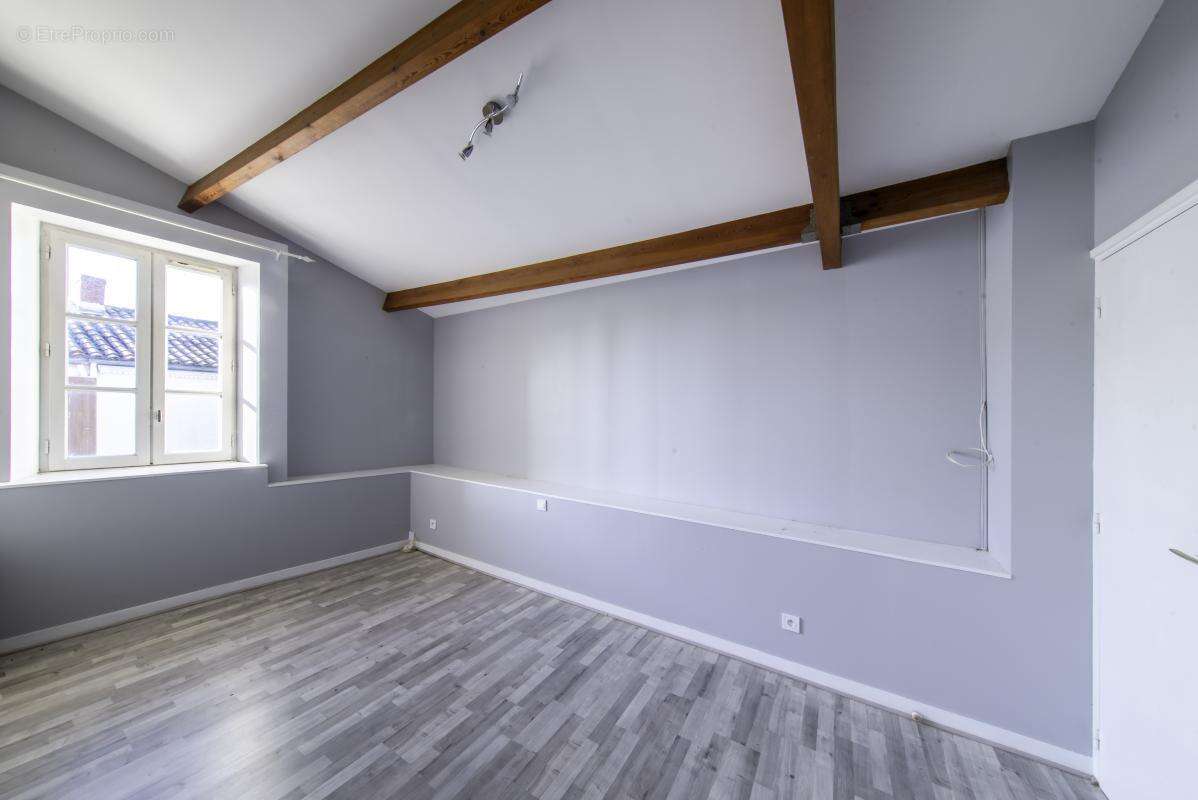 Appartement à MARSILLY