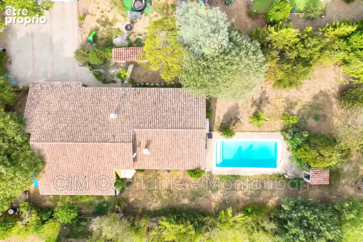 Maison 4 pièces 137 m² à vendre à Saint-Nauphary (82370) - photo 3