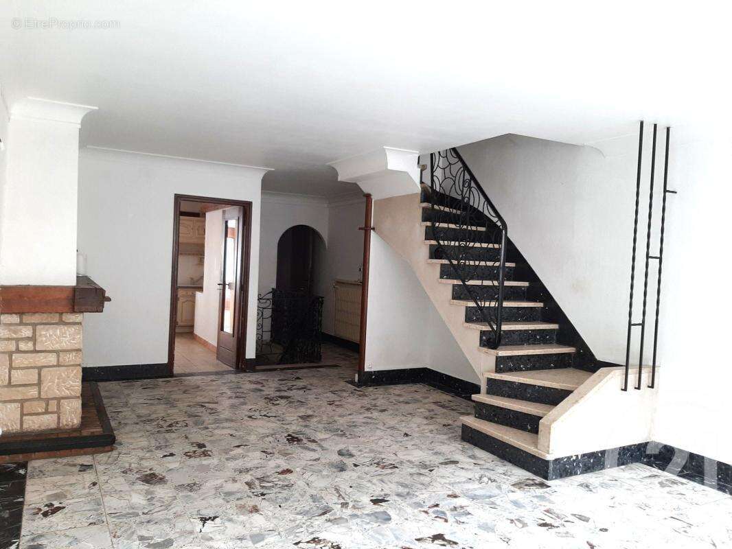 Appartement 180 m² à Hesdin  - photo 2