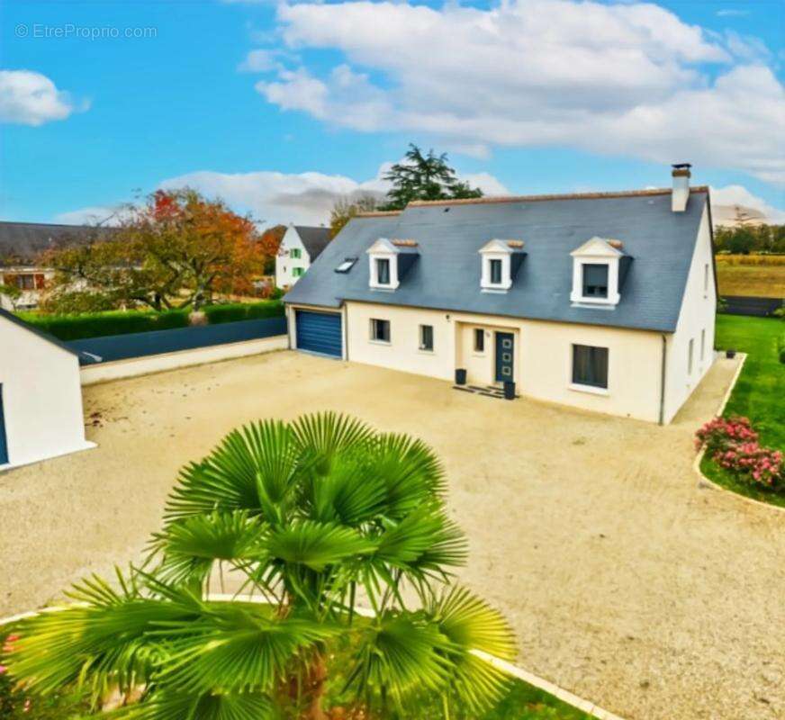 Maison à MONTLOUIS-SUR-LOIRE