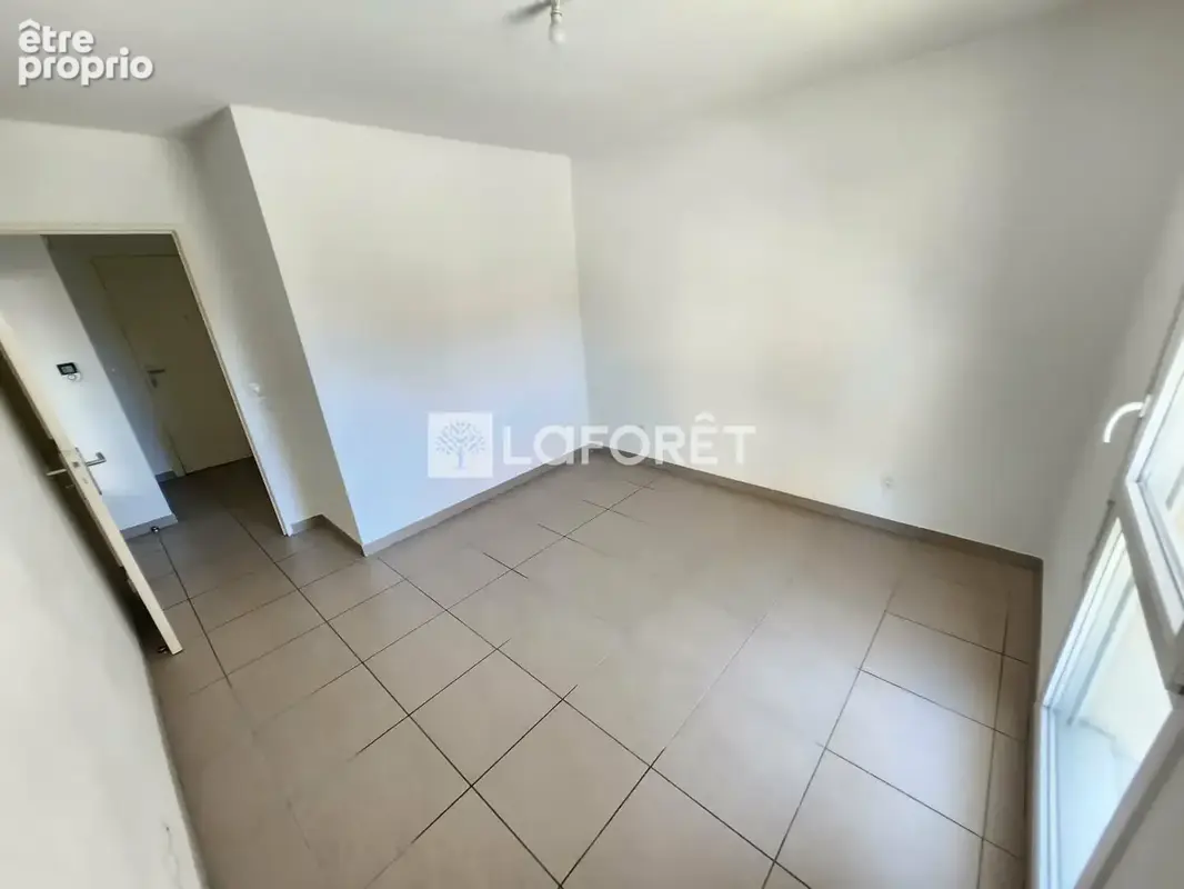 Appartement La Seyne Sur Mer 2 pièce(s) 40 m2 - photo 6