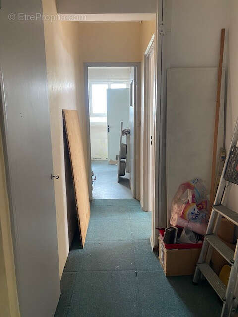 Appartement à VILLENEUVE-LA-GARENNE
