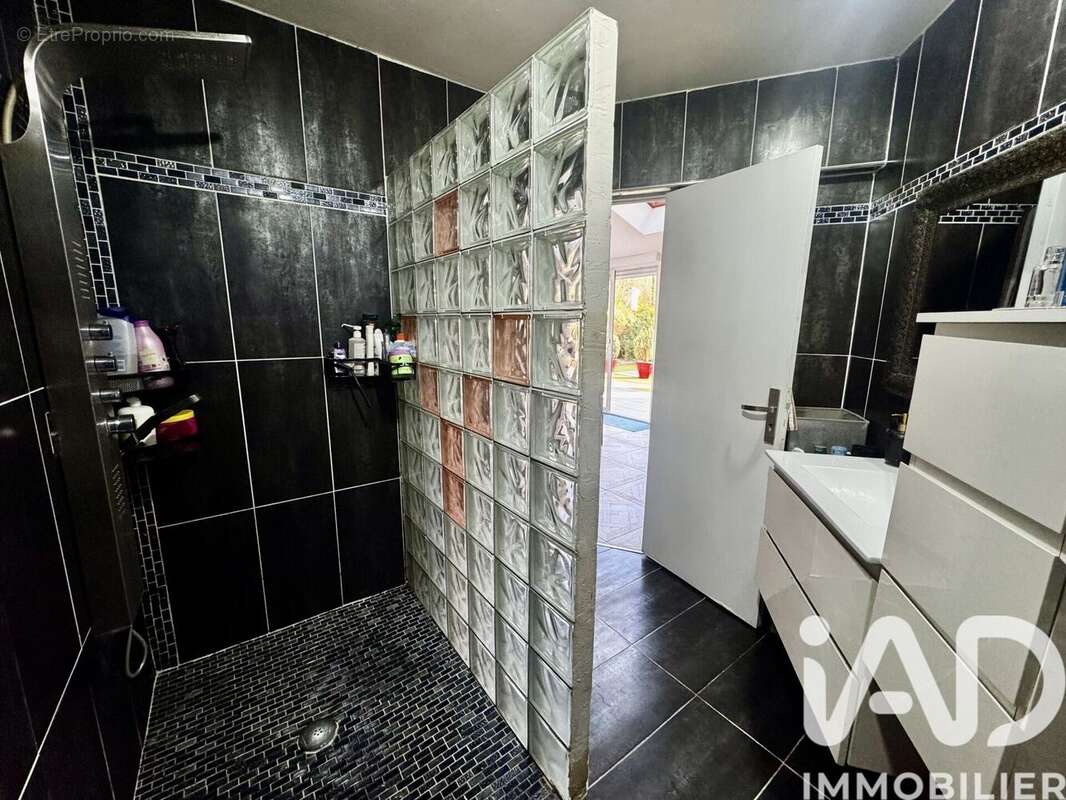 Photo 8 - Maison à CRECY-LA-CHAPELLE