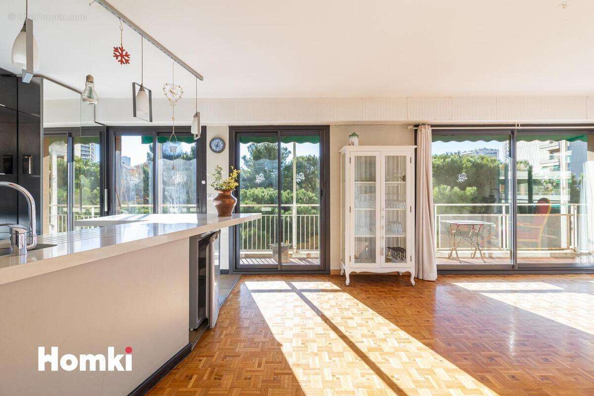 Appartement à MARSEILLE-9E