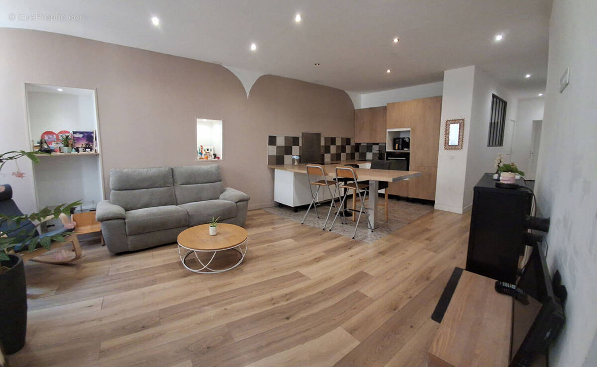 Appartement à VILLARS-SUR-VAR