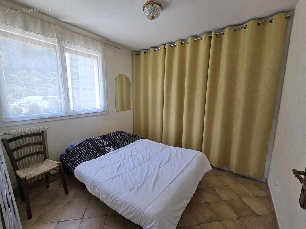 Appartement à SASSENAGE