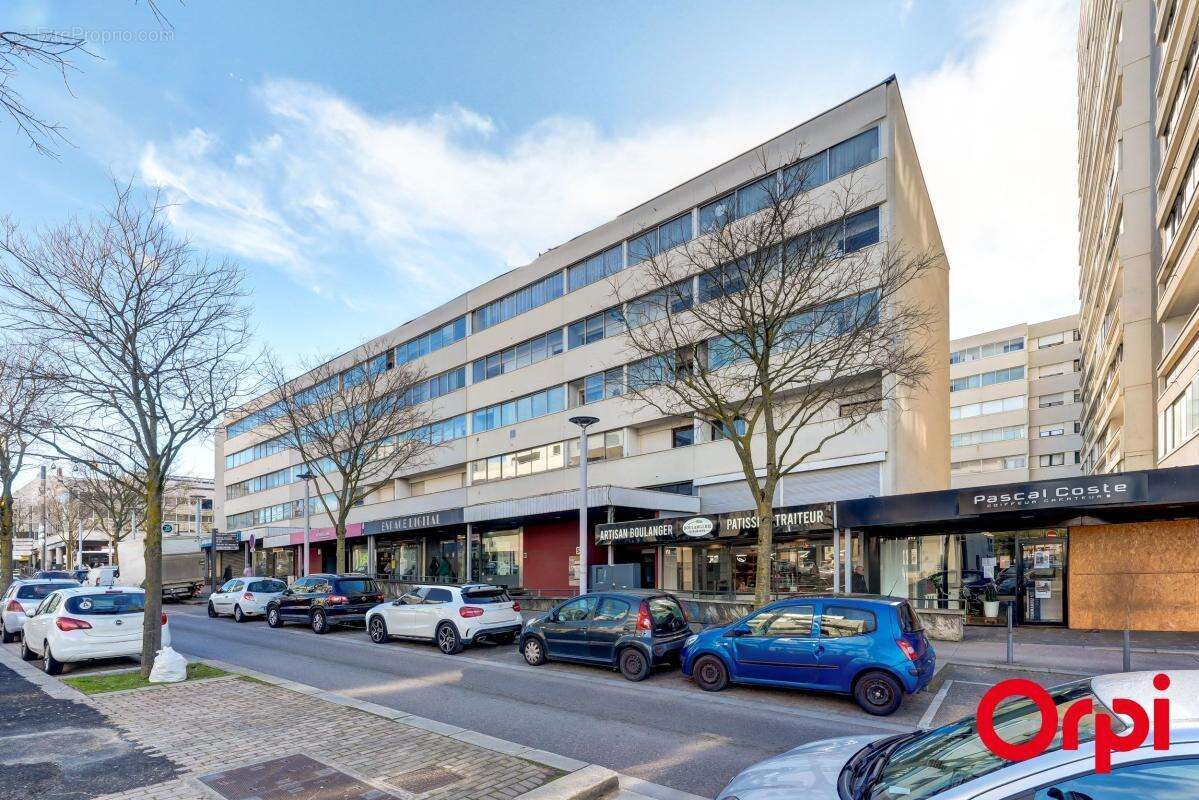 Appartement à RILLIEUX-LA-PAPE