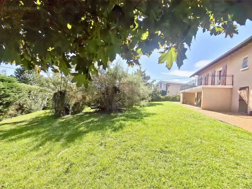 Maison à POMMIERS