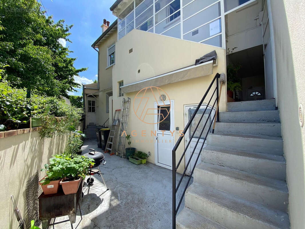 Appartement à CHAMPIGNY-SUR-MARNE