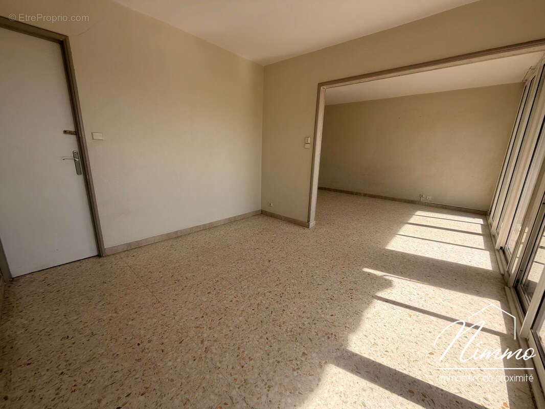 Appartement à NIMES