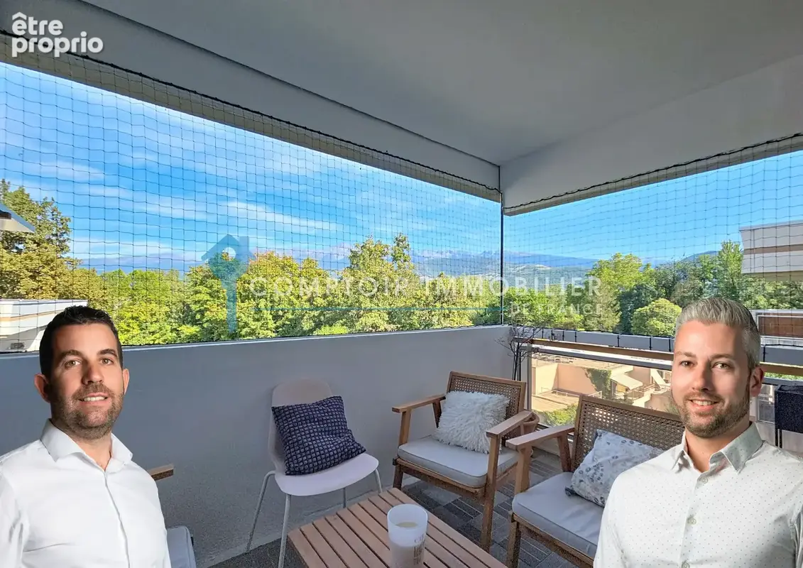 Appartement à MEYLAN
