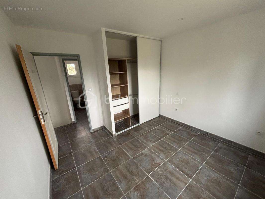 Maison à RIBAUTE-LES-TAVERNES