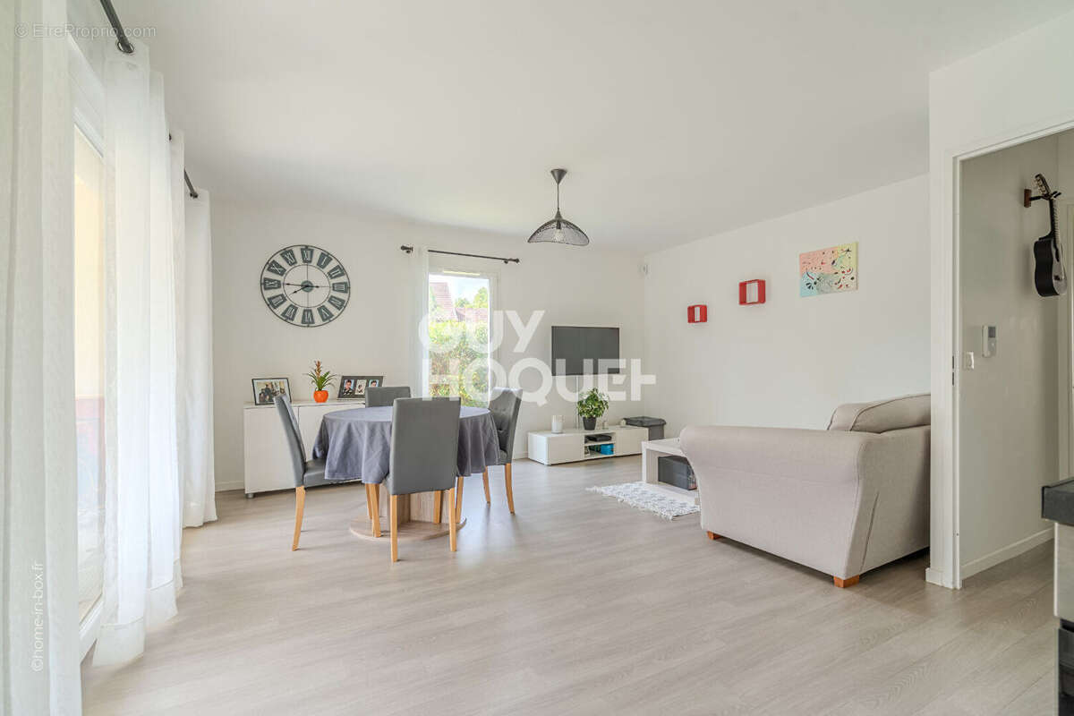 Appartement à CHESSY