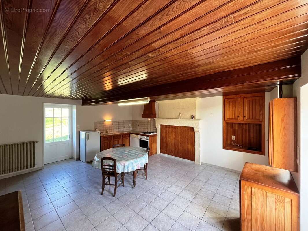 Maison à VERTEILLAC