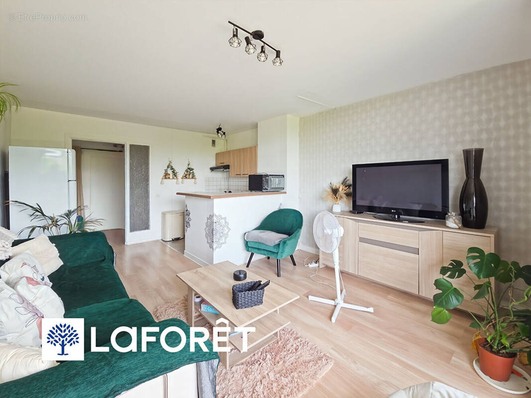 Appartement à RIS-ORANGIS