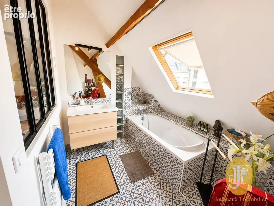 Exceptionnel en plein coeur de ville, maison spacieuse avec jardin - photo 14