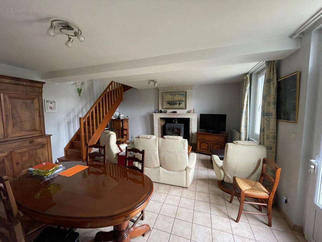 Maison à SAINT-PHILBERT-DU-PEUPLE
