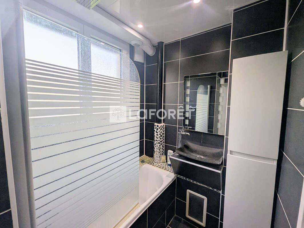 Appartement à VILLIERS-LE-BEL