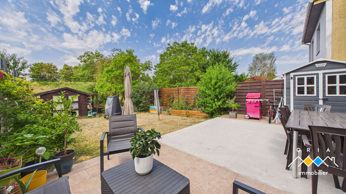 TOMBLAINE - Maison 4 pièces avec jardin et garage - photo 6