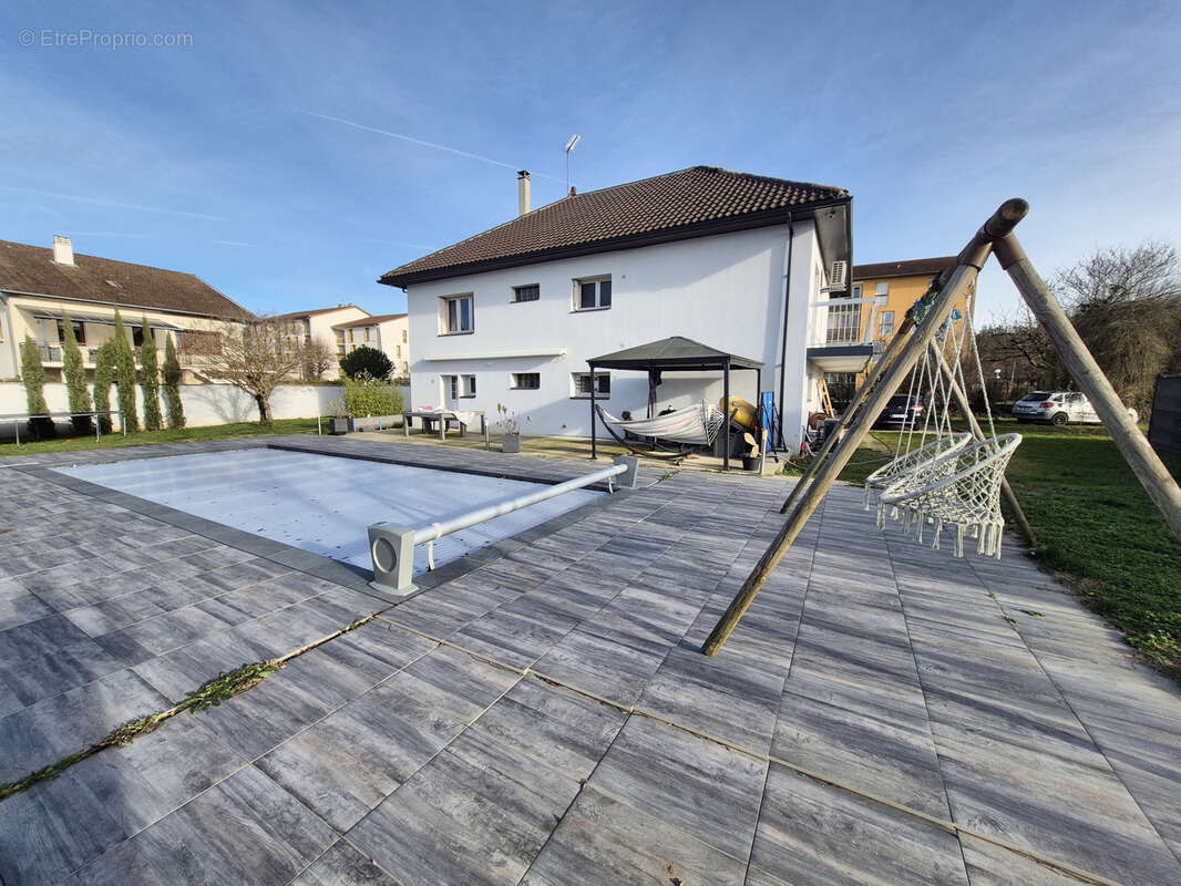 Maison à CREMIEU