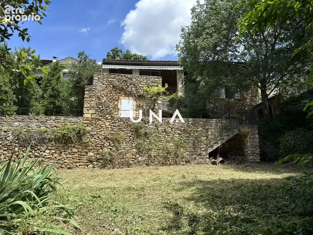 Maison à SABRAN