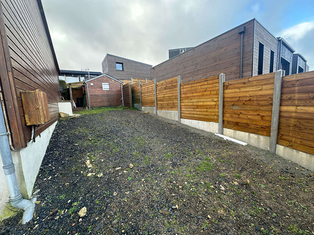 Maison à SAINT-COME-DE-FRESNE