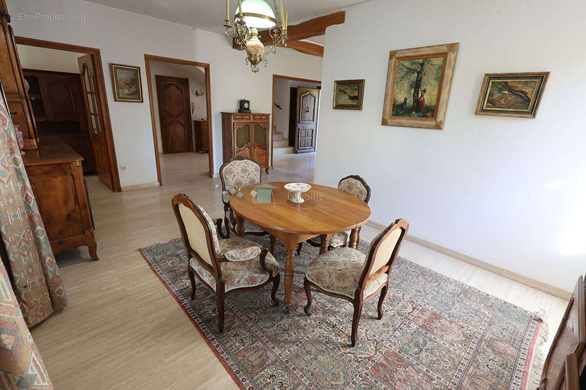 Maison à PEYMEINADE