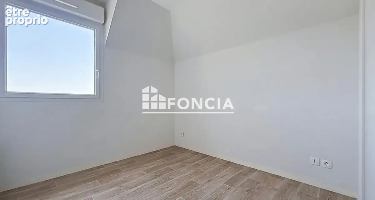 Bel appartement en dernier étage avec vue dégagée - photo 10
