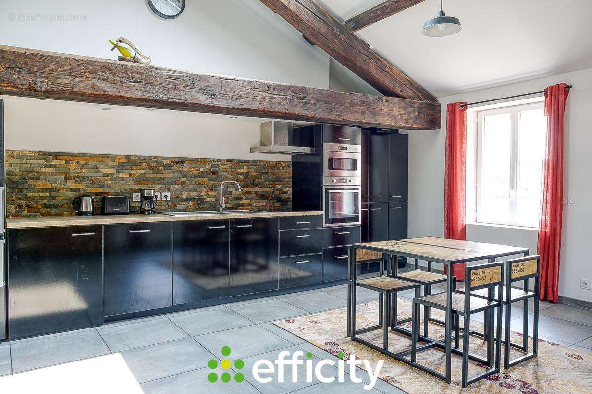 Appartement à LOIRE-SUR-RHONE