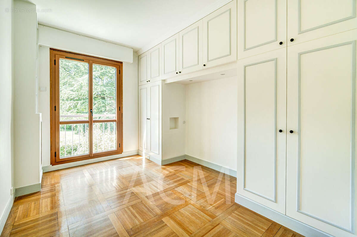 Appartement à MAISONS-LAFFITTE