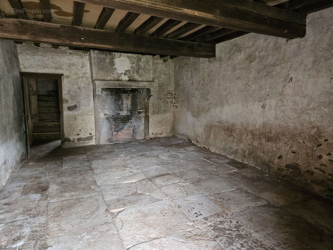 Maison à BLIGNY-SUR-OUCHE