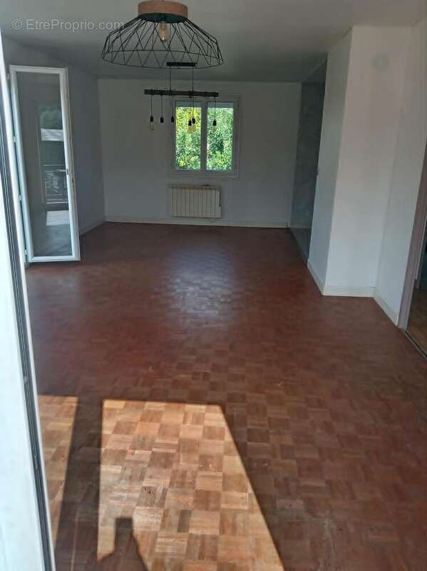 Maison 97 m² à Ourouer-Les-Bourdelins  - photo 4