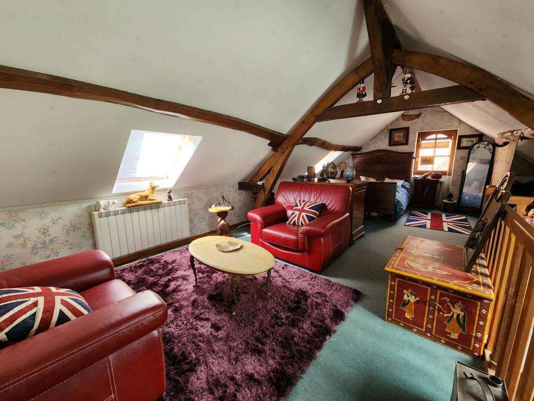 Maison à SAINT-AGIL