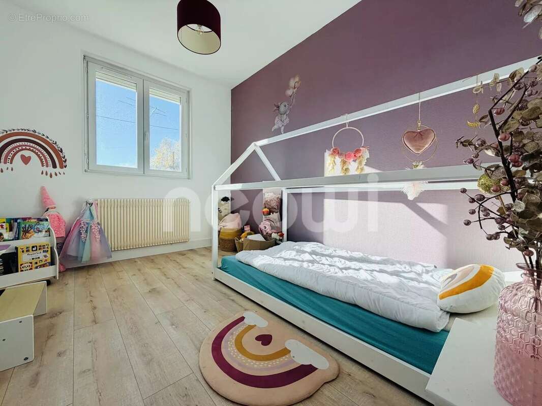 Maison à CHATEAUGAY