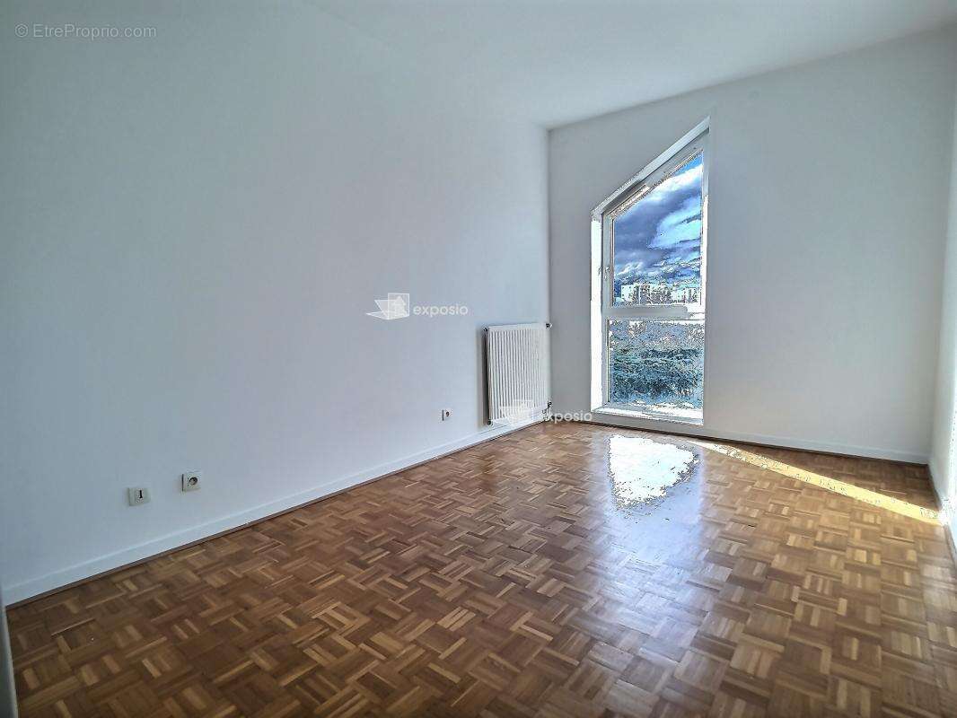 Appartement à LYON-8E