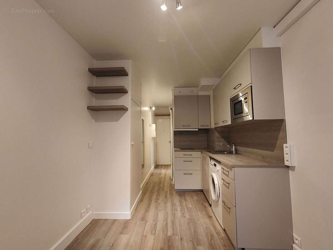 Appartement à PARIS-7E