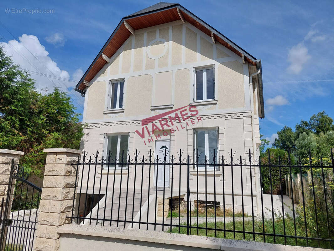 Maison à BORAN-SUR-OISE