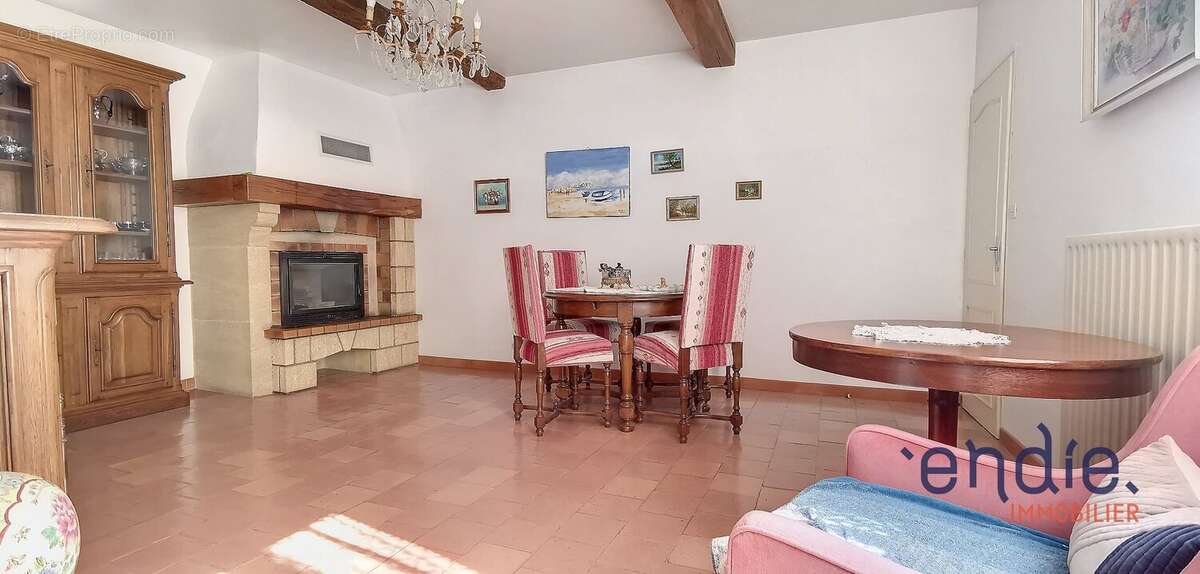 Maison à TASQUE
