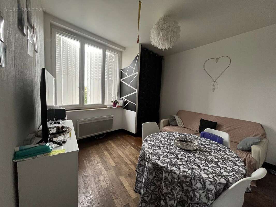 Maison à JOUET-SUR-L&#039;AUBOIS