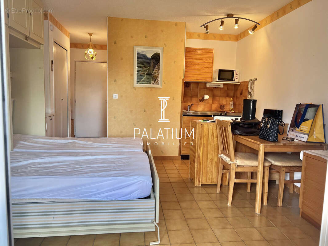 Appartement à GREOUX-LES-BAINS