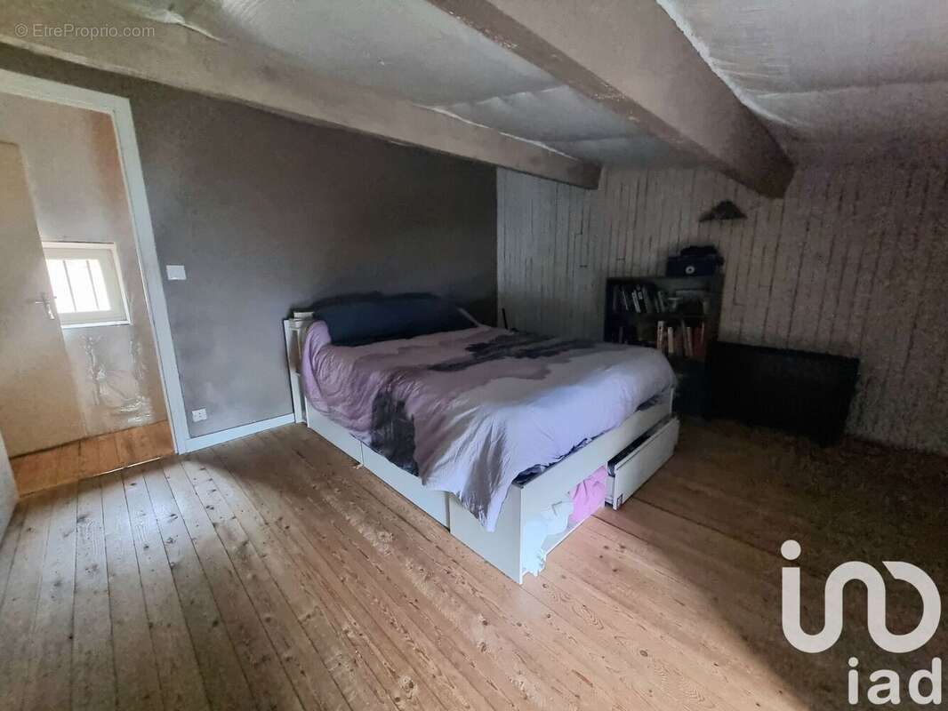 Maison 97 m² à Charroux  - photo 8