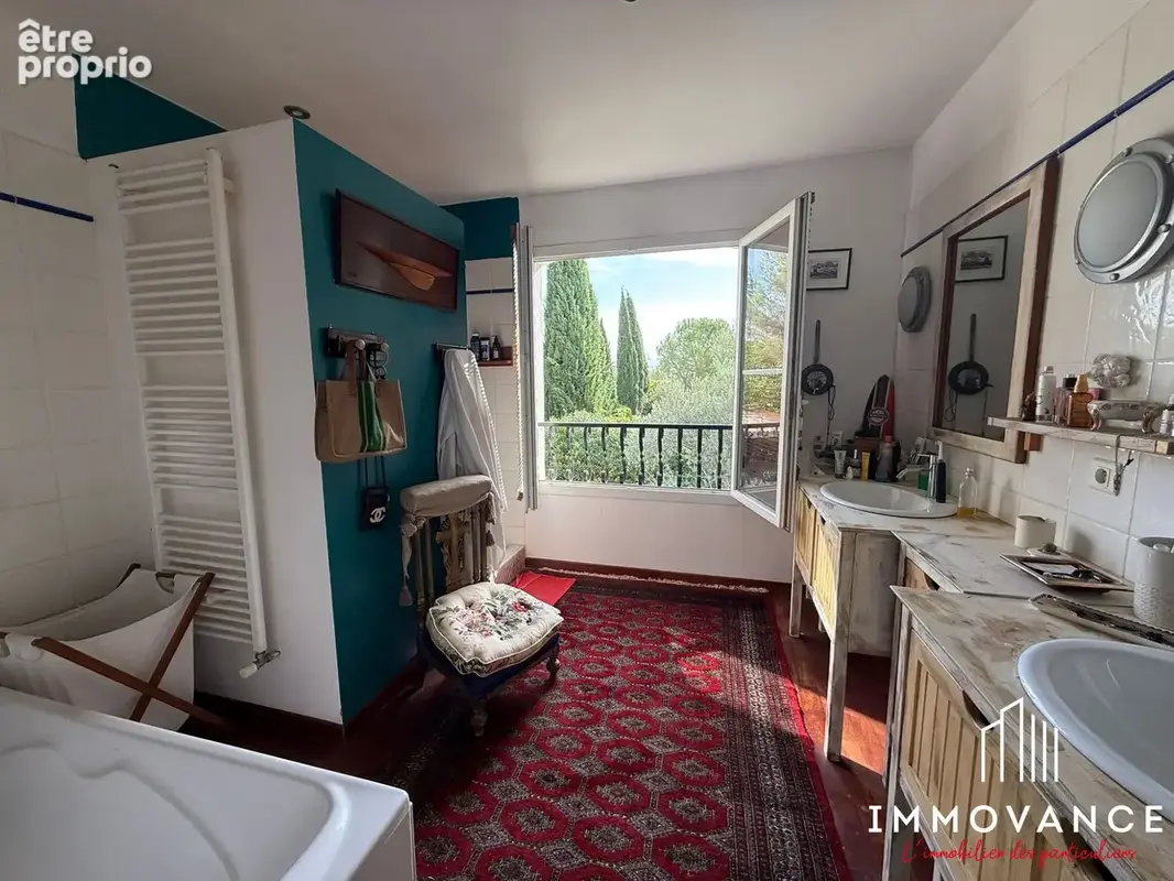 Maison 164 m² à Castelnau-Le-Lez  - photo 9