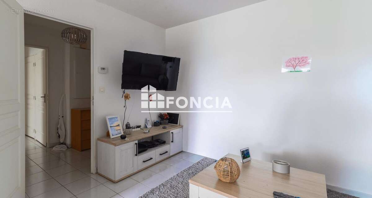 Appartement à JUVIGNAC