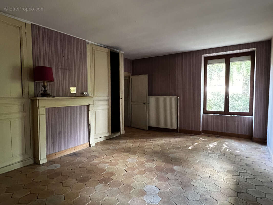 Maison à BETHONVILLIERS