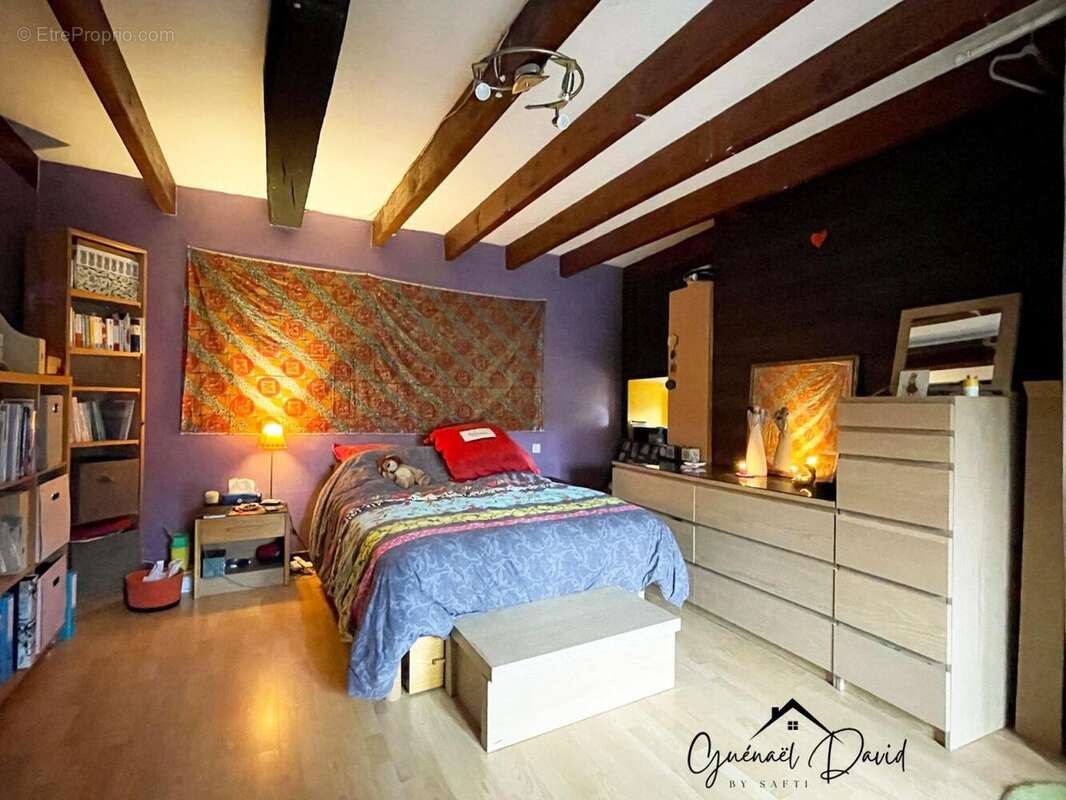 Maison 95 m² à Saint-Pol-De-Leon  - photo 5