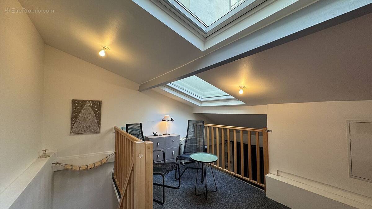 Appartement à PARIS-7E