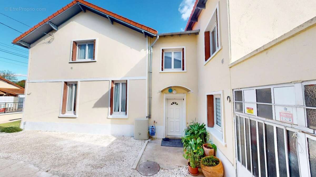 Maison à MONTFERMEIL